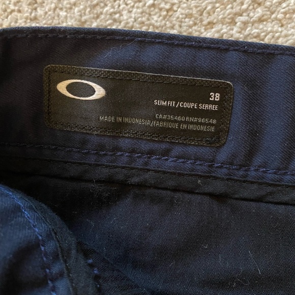 Oakley 38 slim fit mens shorts - Picture 2 of 5